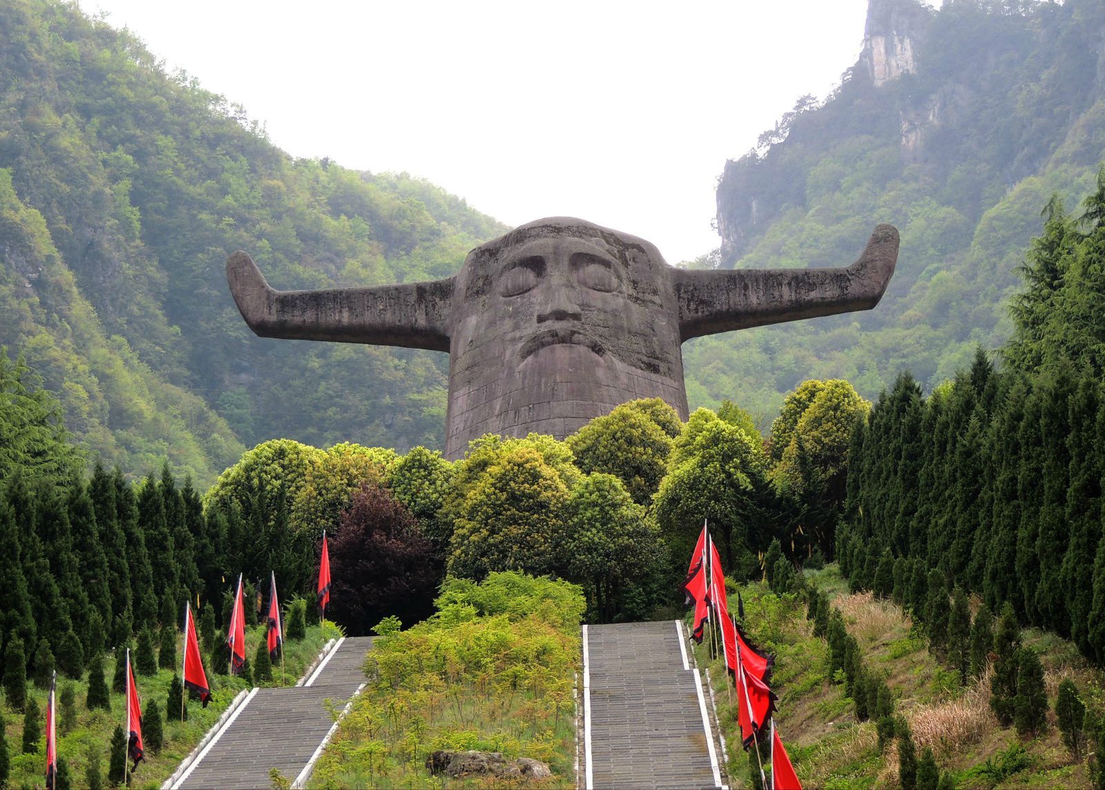 【探秘神農(nóng)架】、龍泉古鎮(zhèn)、汽車三日純玩游
